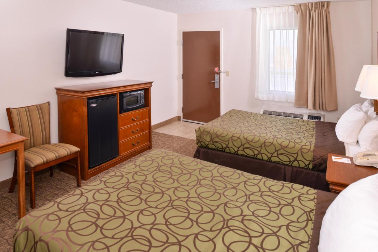 Briarwood Inn Of Geneva Eksteriør billede